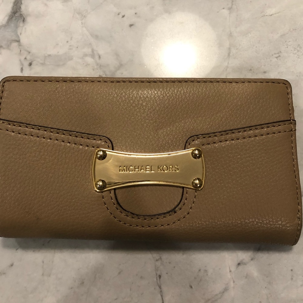 Michael Kors Tan Wallet
